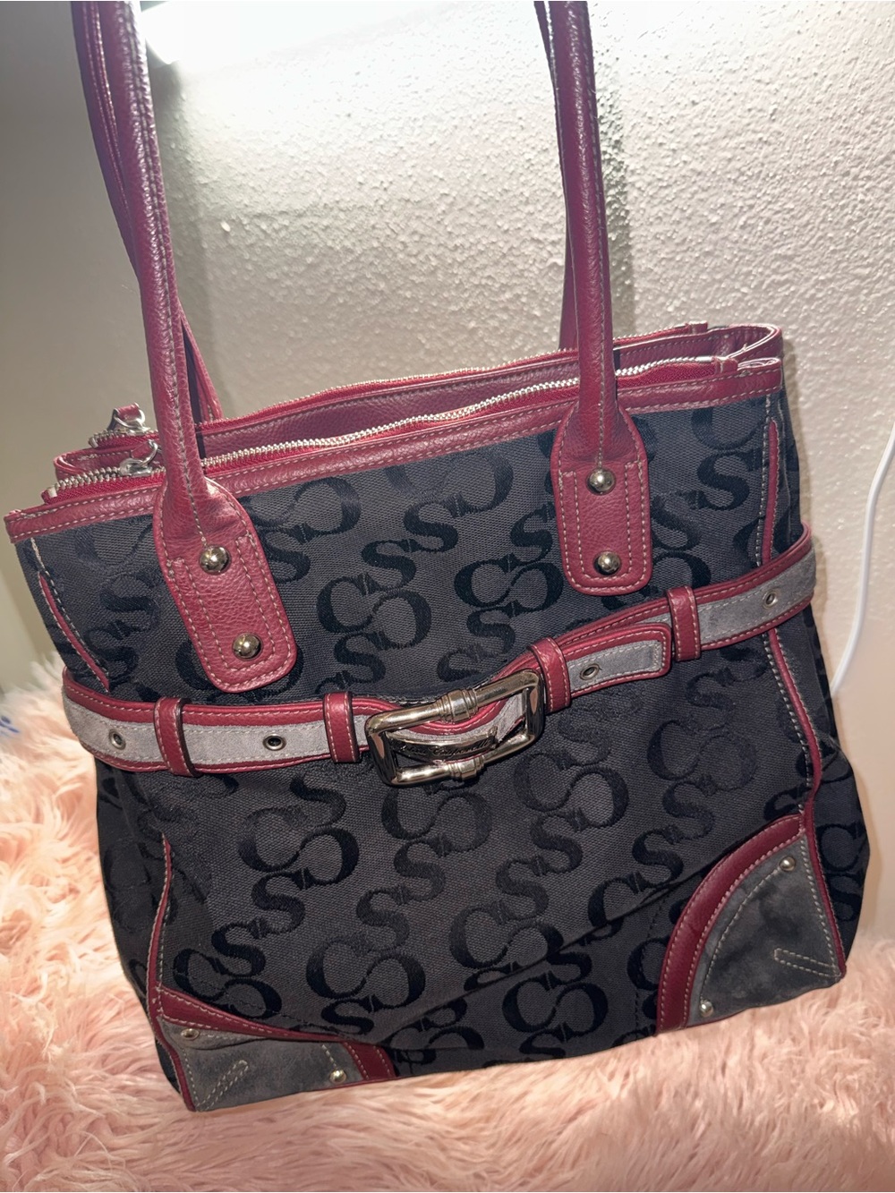 Sophia Caperelli Designer Handbag: Inspired Black Tote with Burgundy Trim